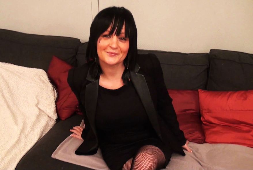 On aide Gina de Marseille à réaliser son fantasme… (vidéo exclusive)